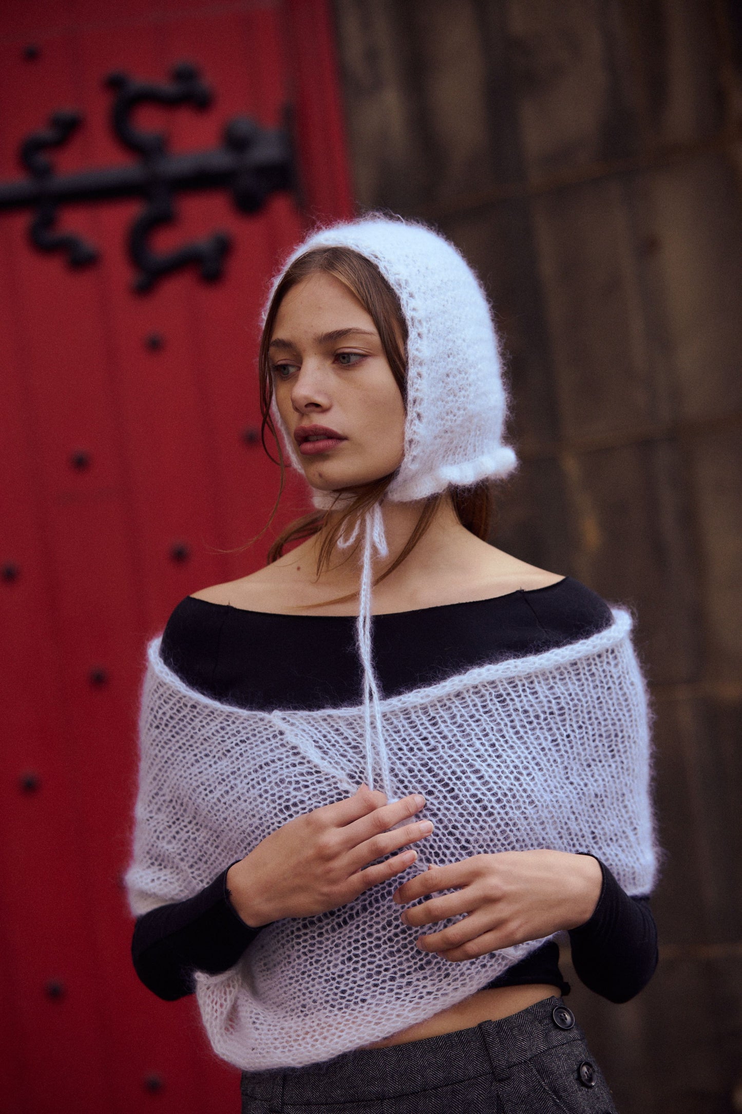 Snowfall bonnet