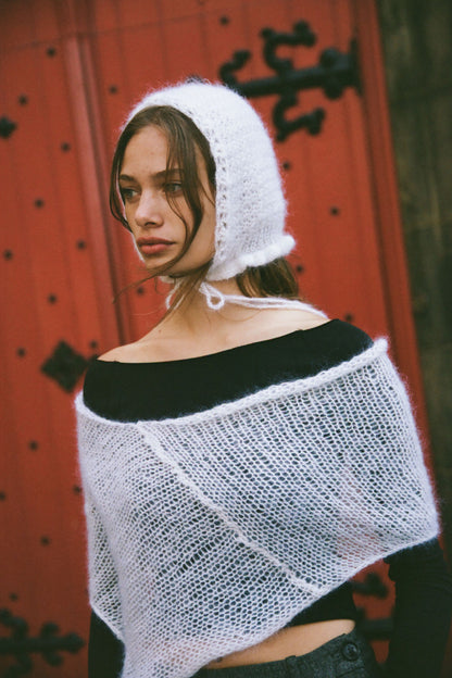 Snowfall bonnet